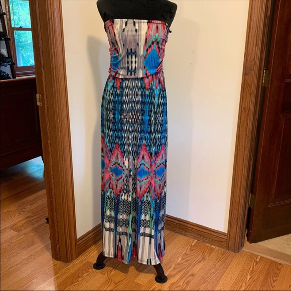 Dresses & Skirts - (SOLD) Strapless Maxi Dress